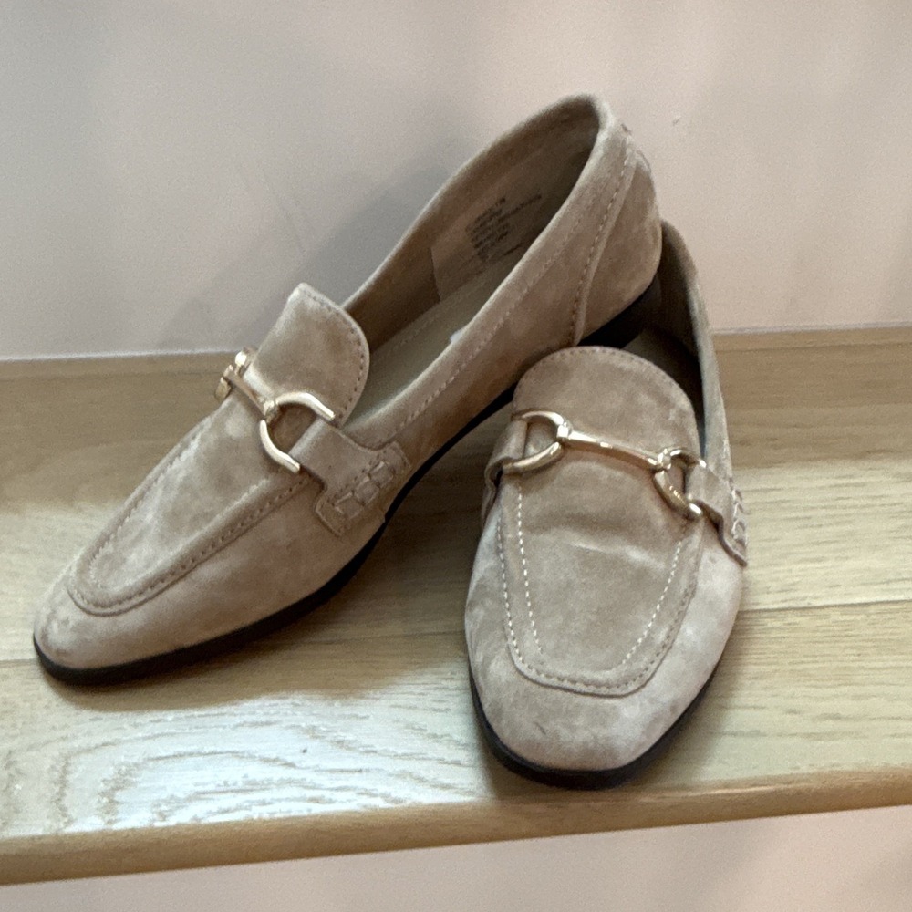 Steve Madden Women's Beige Leather Slip-On Loafer Flats Almond Toe US 7.5 - Picture 6 of 7